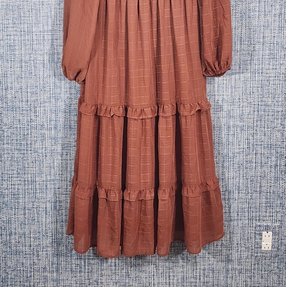 Elegant Brown Long Sleeve Dress - Picture 5 of 9